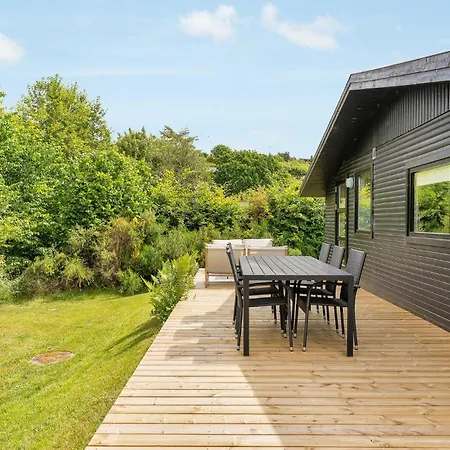 2 Bedroom Gorgeous In